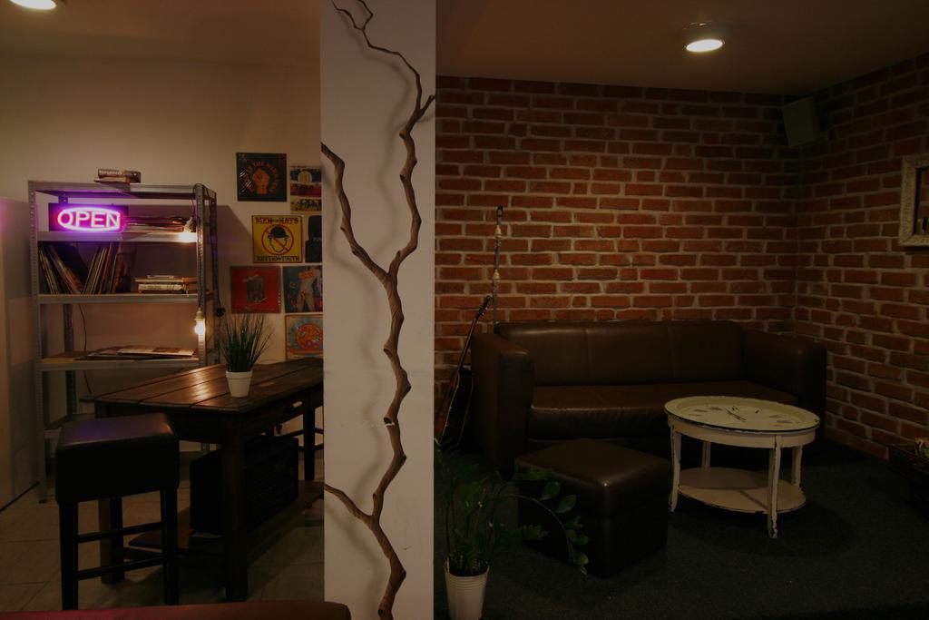 Pozitiv Hostel Zagreb Eksteriør billede