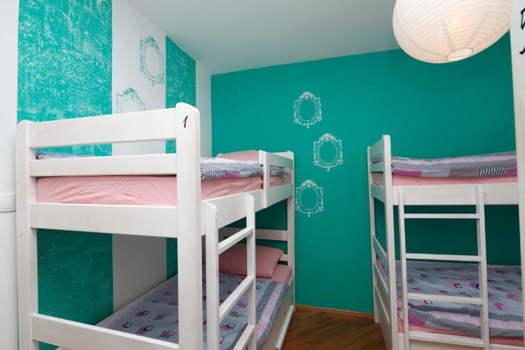 Pozitiv Hostel Zagreb Værelse billede