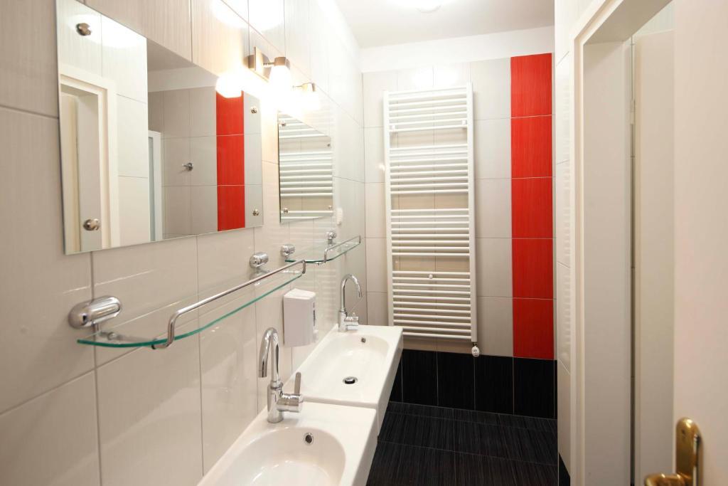 Pozitiv Hostel Zagreb Værelse billede
